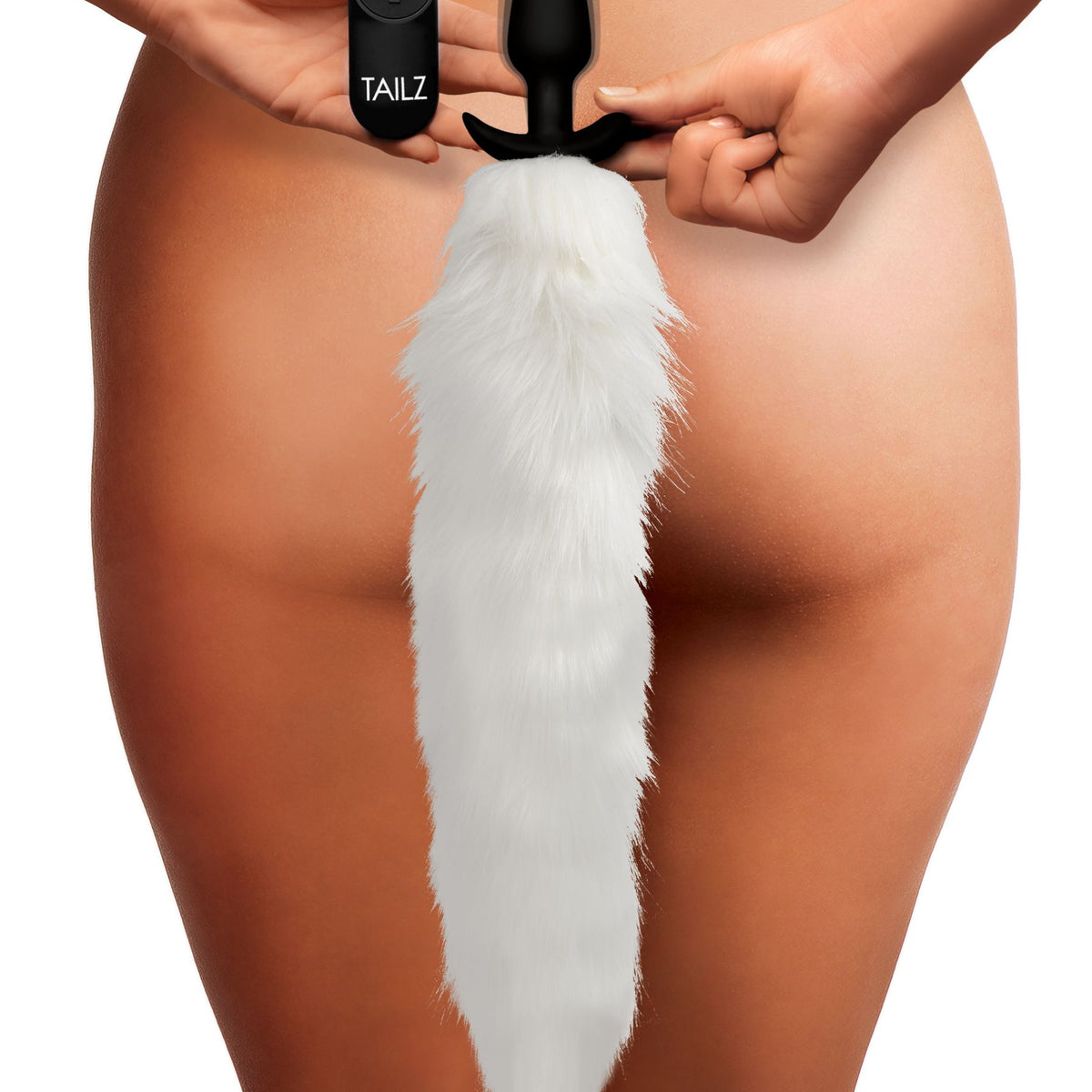 Vibrating White Fox Tail Slender Anal Plug