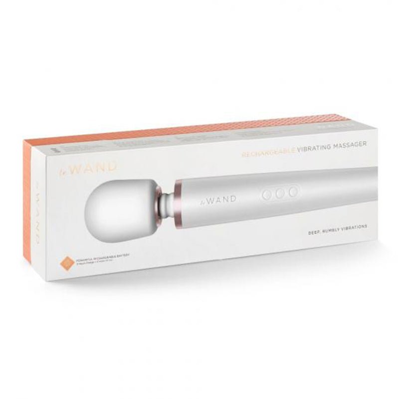Le Wand Rechargeable Massager Pearl White - Royal Sins